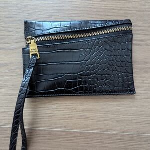 NWOT Steve Madden Black Croc Embossed Wristlet Strap Faux Leather